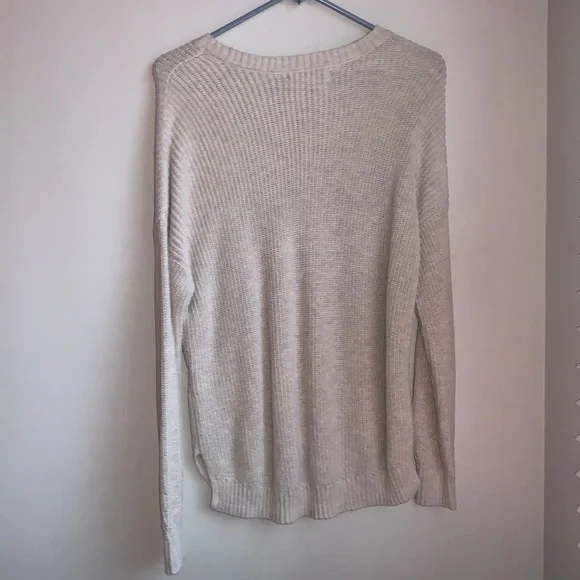 Hollister Beige Sweater - Picture 2 of 4